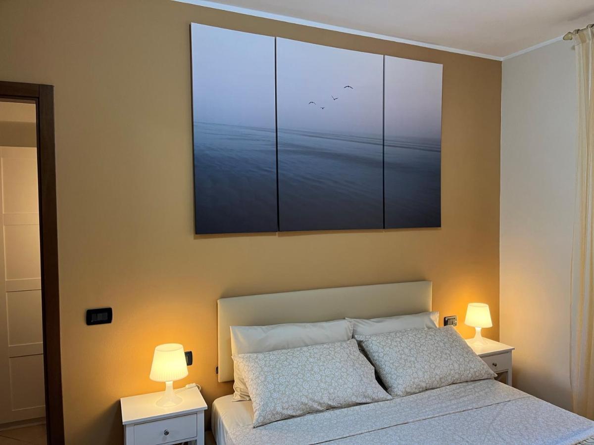 Feli Holiday Home - Panoramic Pool Lake View In Gardone Riviera Luaran gambar